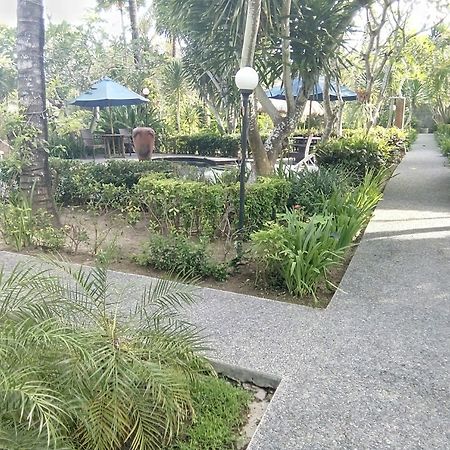 Segara Anak Bungalow & Restaurant Kuta  Dış mekan fotoğraf