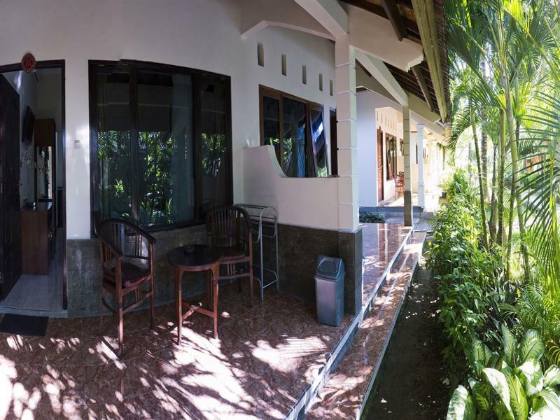 Segara Anak Bungalow & Restaurant Kuta  Dış mekan fotoğraf