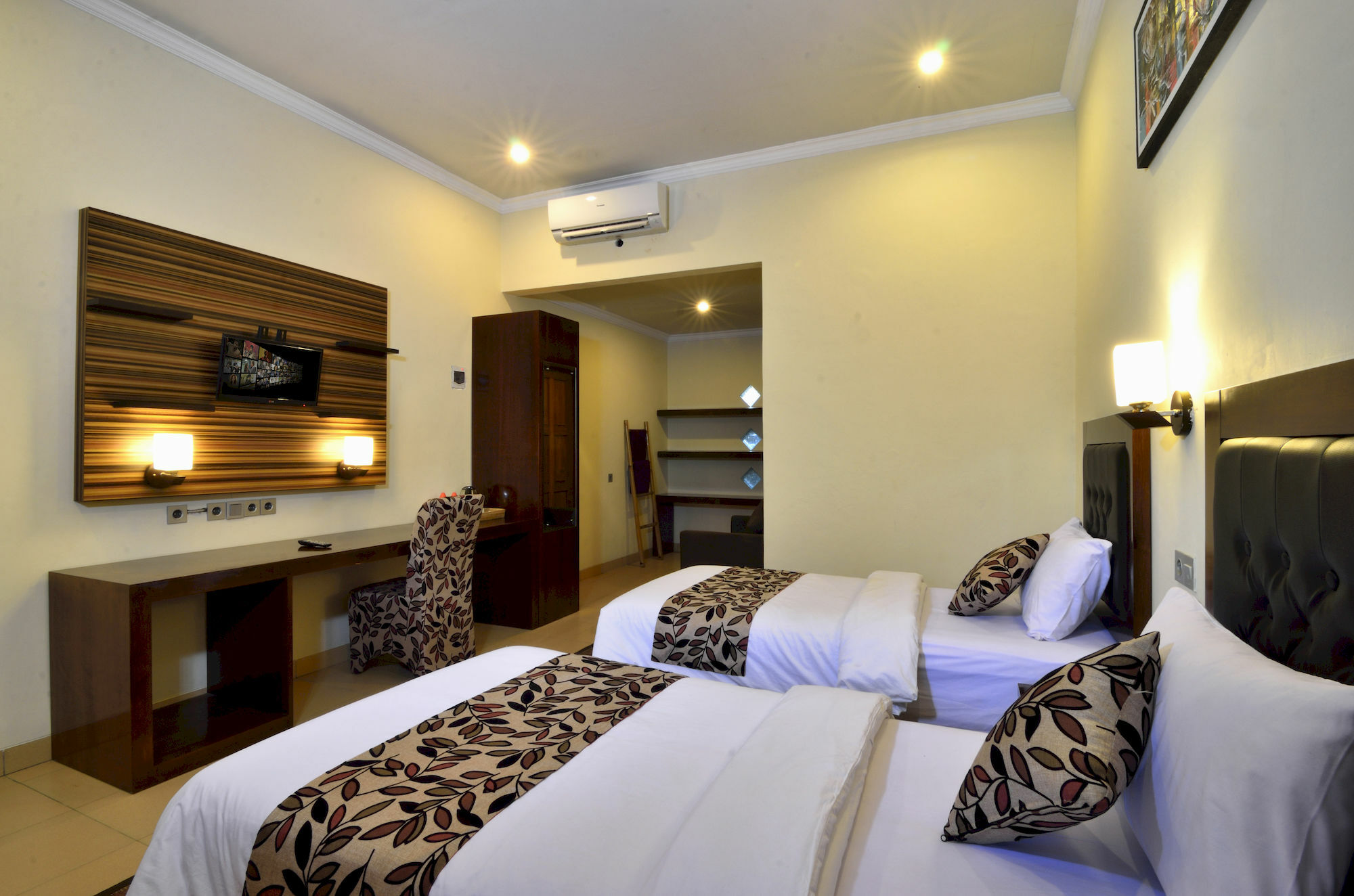 Segara Anak Bungalow & Restaurant Kuta  Dış mekan fotoğraf