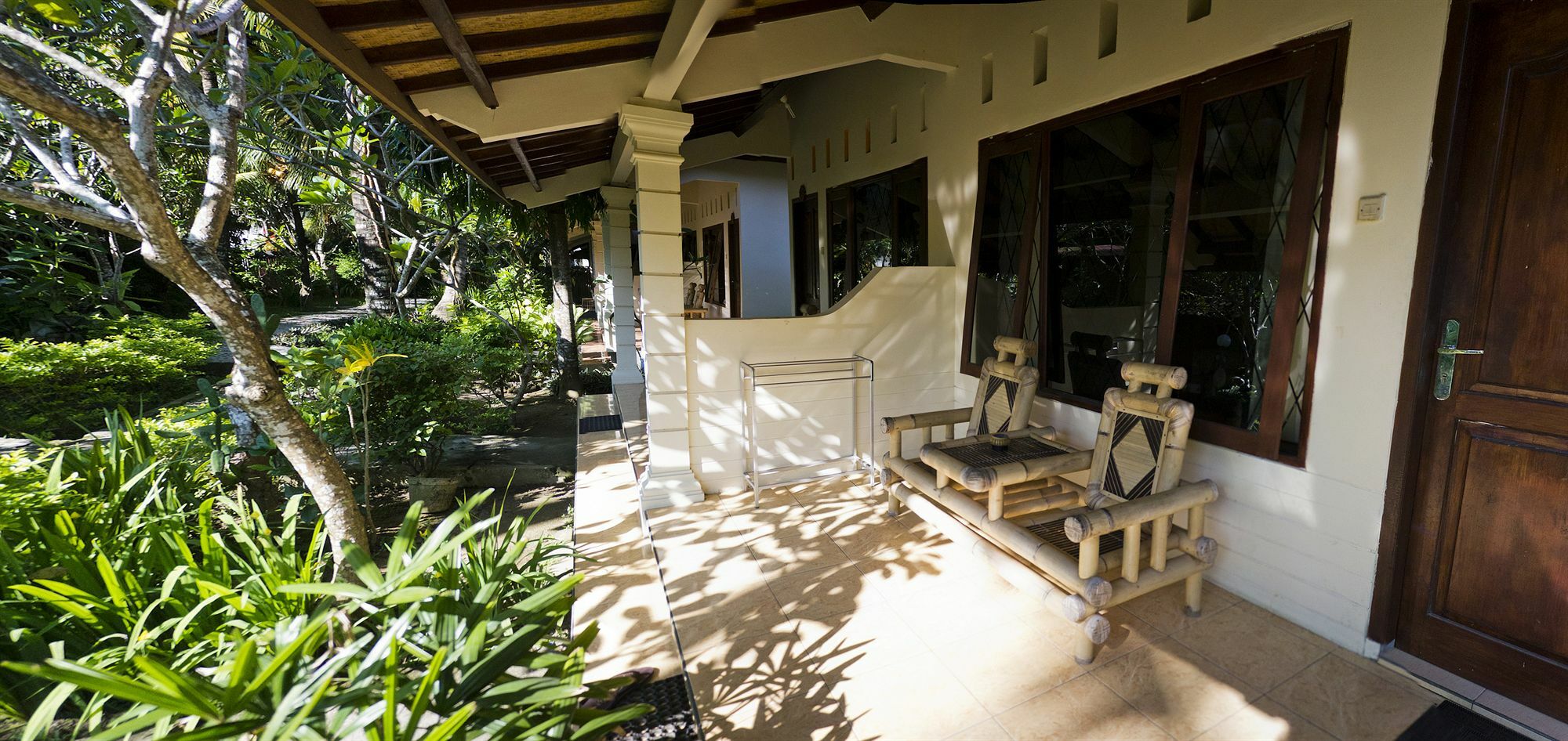 Segara Anak Bungalow & Restaurant Kuta  Dış mekan fotoğraf
